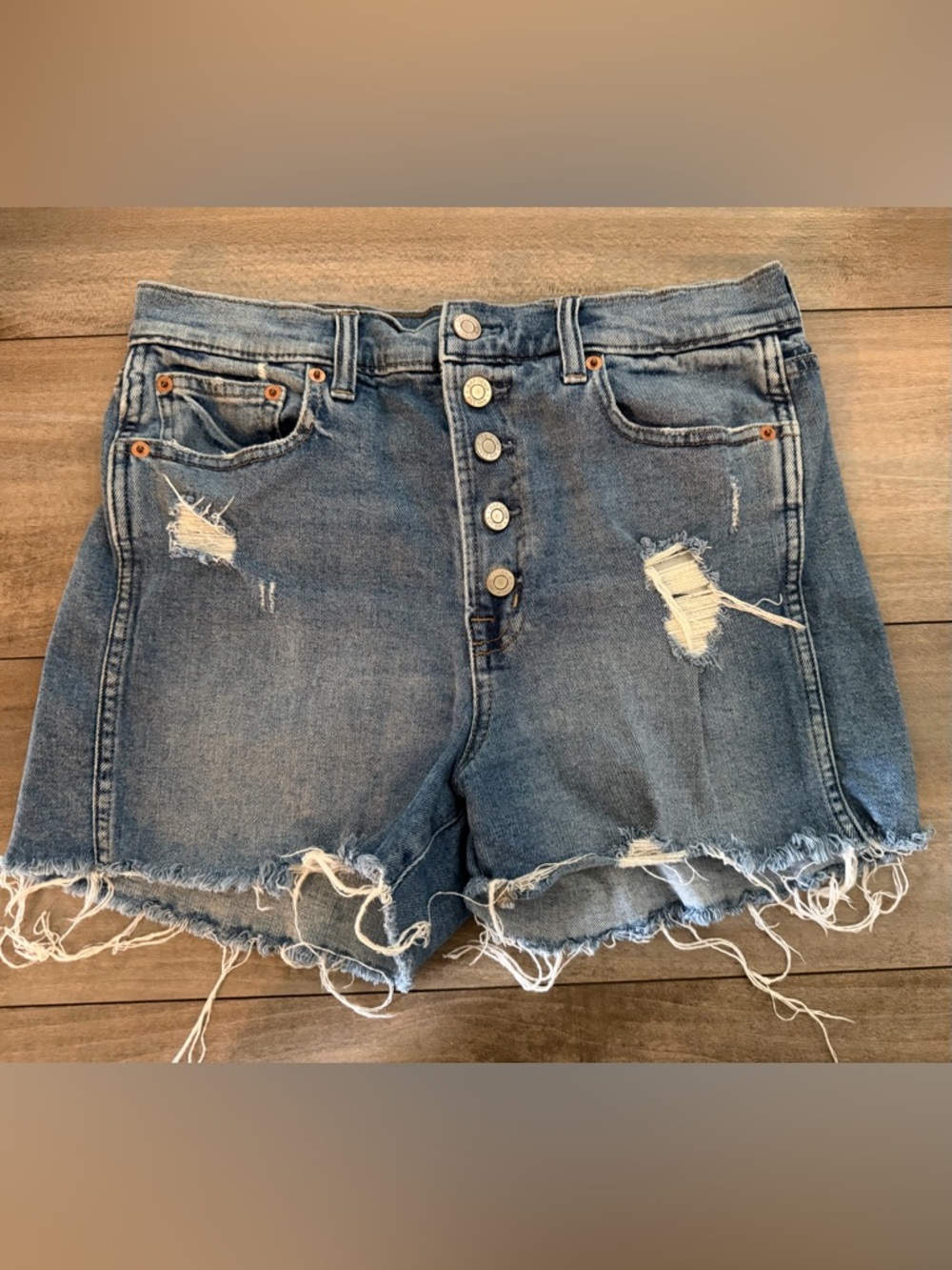 GAP Frayed Distressed Denim Shorts in Blue